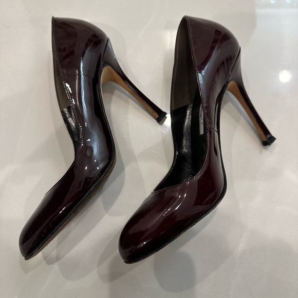 Brian Atwood Patent Leather Burgundy Pumps - Picture 4 of 8